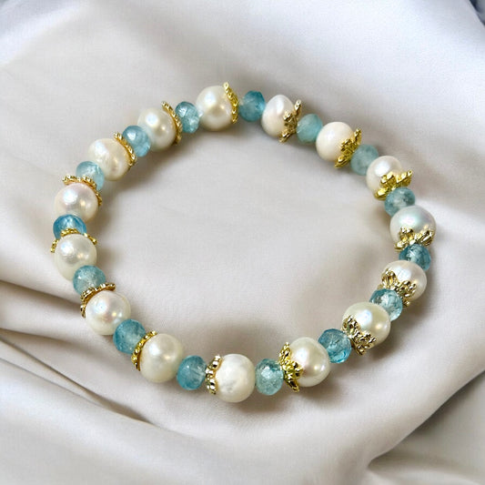 Blue topaz & fresh water pearl bracelet