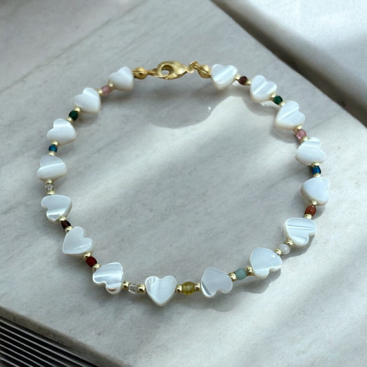 Mother of pearl heart & mini gemstone bracelet